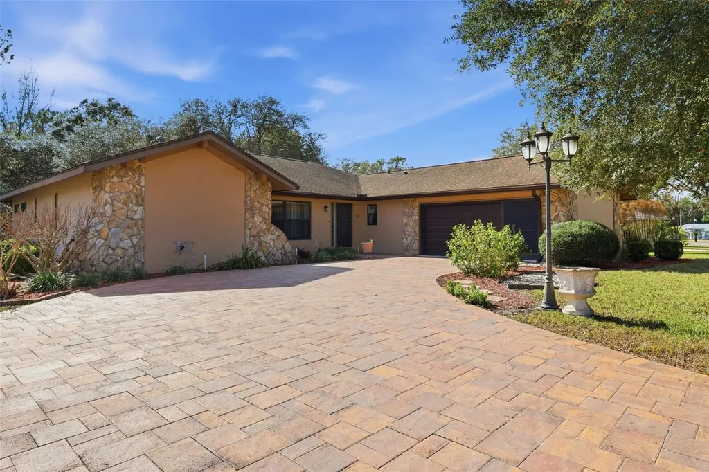 37 Birchtree Street Homosassa FL 34446