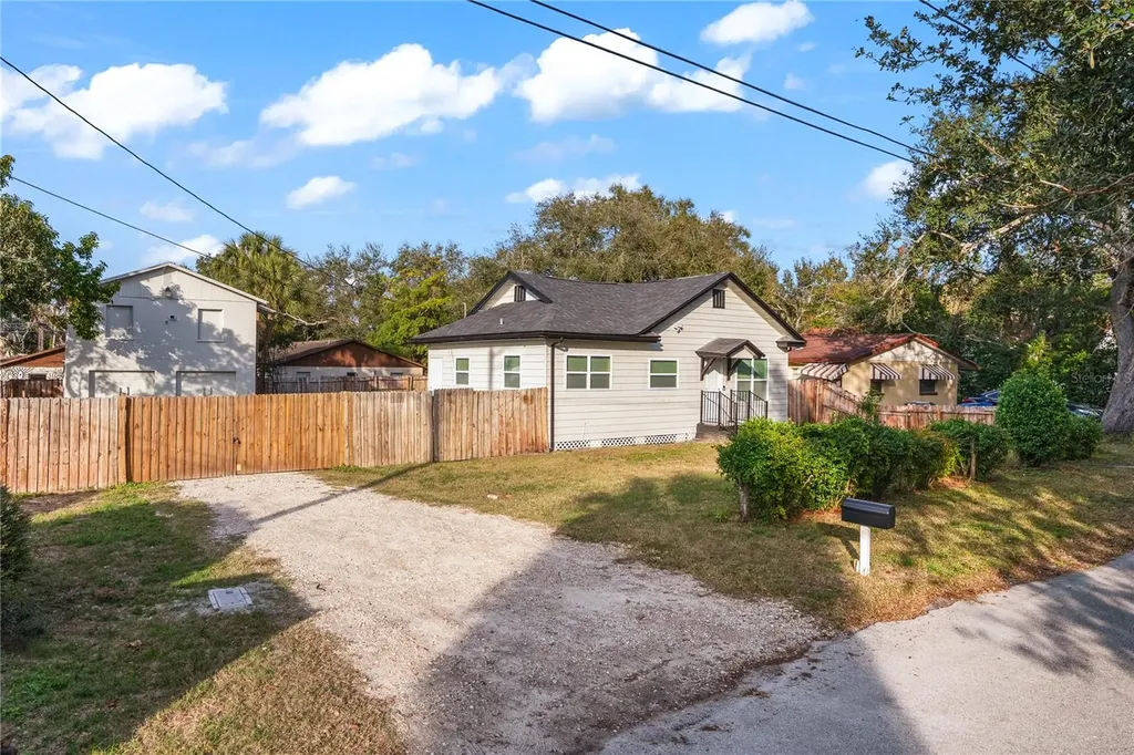 1006 15th Avenue NW Largo FL 33770