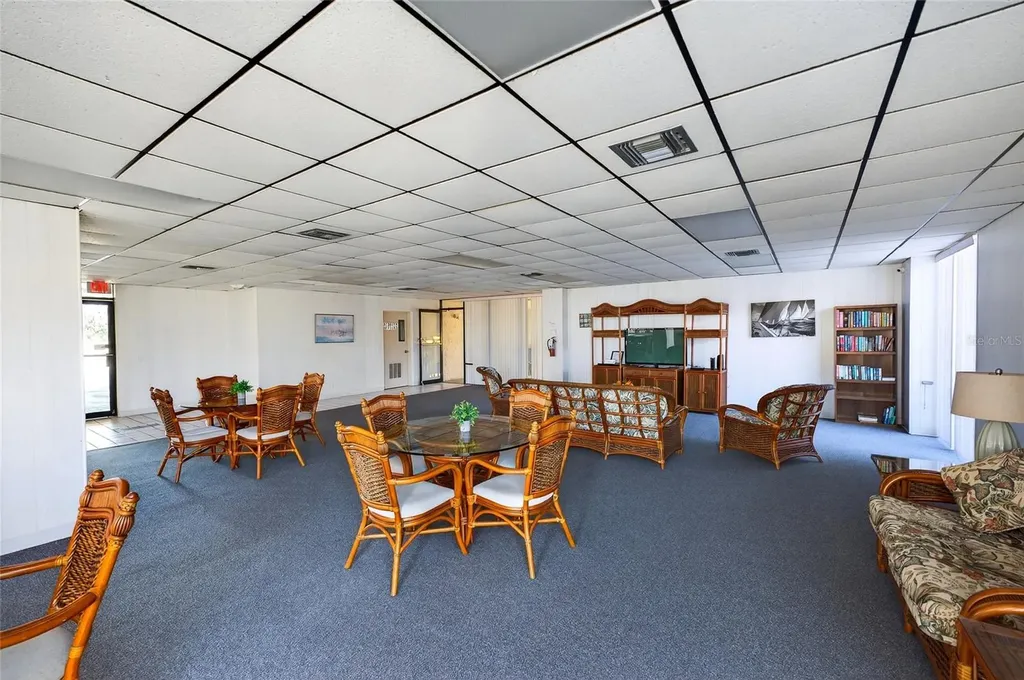 6218 Palma Del Mar Boulevard St Petersburg FL 33715