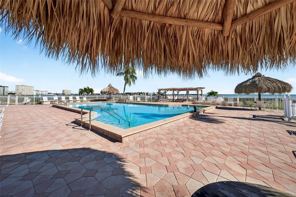 6218 Palma Del Mar Boulevard St Petersburg FL 33715