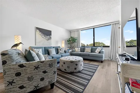 6218 Palma Del Mar Boulevard St Petersburg FL 33715