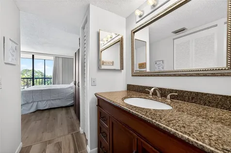 6218 Palma Del Mar Boulevard St Petersburg FL 33715
