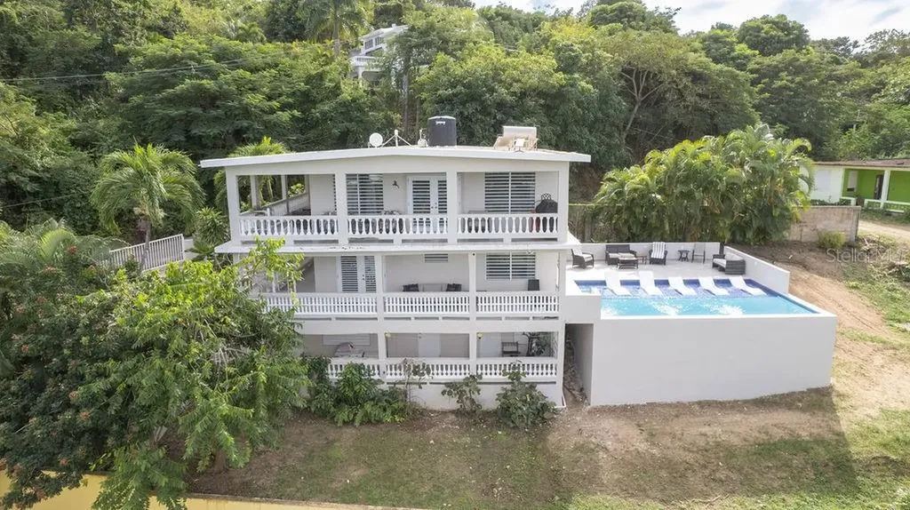 76 Mar Vista Vieques PR 00765
