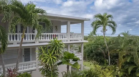 76 Mar Vista Vieques PR 00765