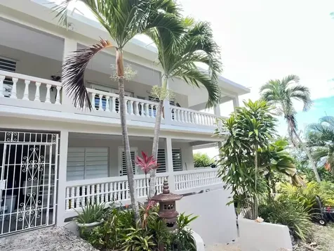 76 Mar Vista Vieques PR 00765