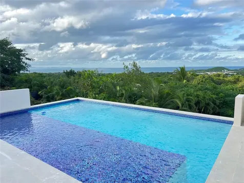 76 Mar Vista Vieques PR 00765