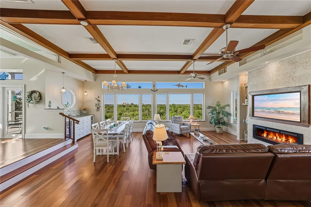 125 Burns Road Terra Ceia FL 34250