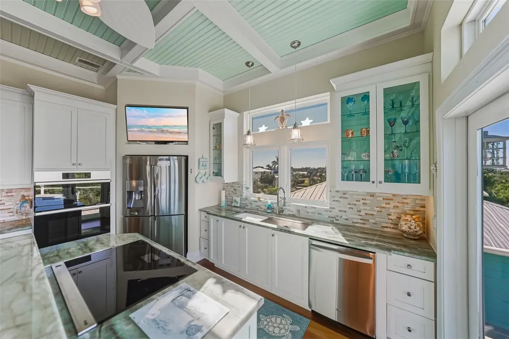 125 Burns Road Terra Ceia FL 34250