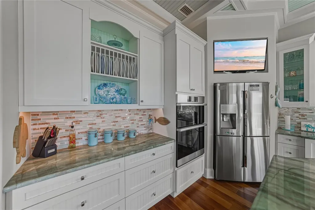 125 Burns Road Terra Ceia FL 34250