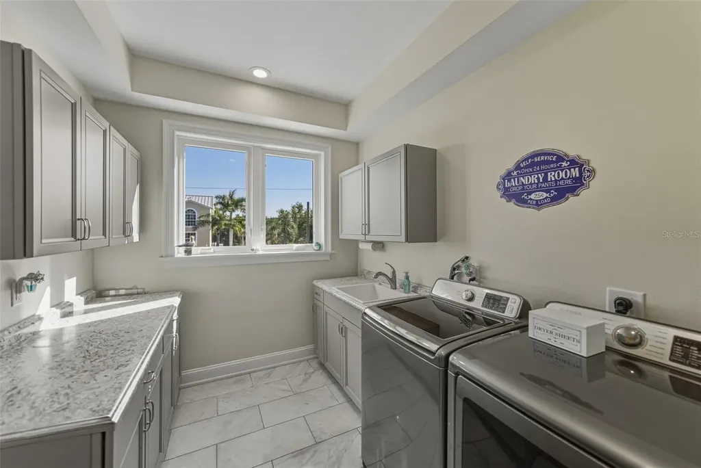 125 Burns Road Terra Ceia FL 34250