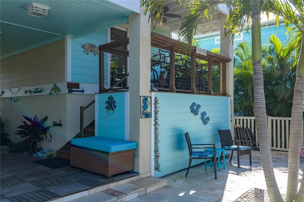 125 Burns Road Terra Ceia FL 34250