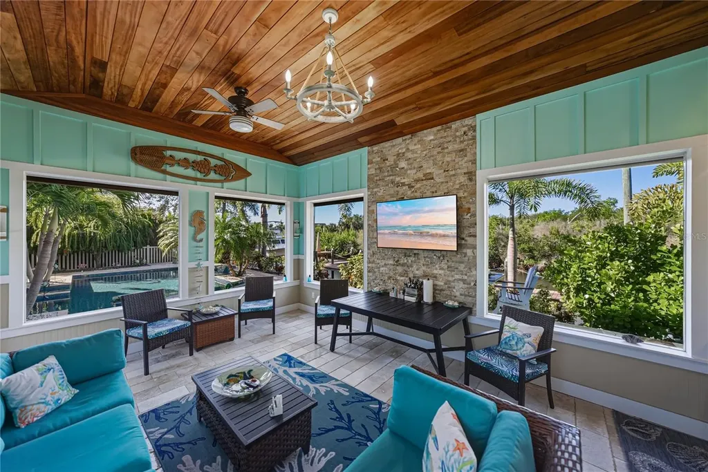 125 Burns Road Terra Ceia FL 34250