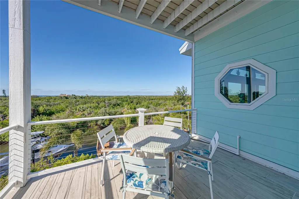125 Burns Road Terra Ceia FL 34250