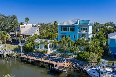 125 Burns Road Terra Ceia FL 34250