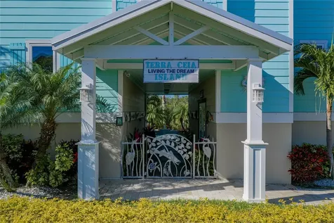 125 Burns Road Terra Ceia FL 34250