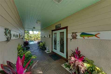 125 Burns Road Terra Ceia FL 34250