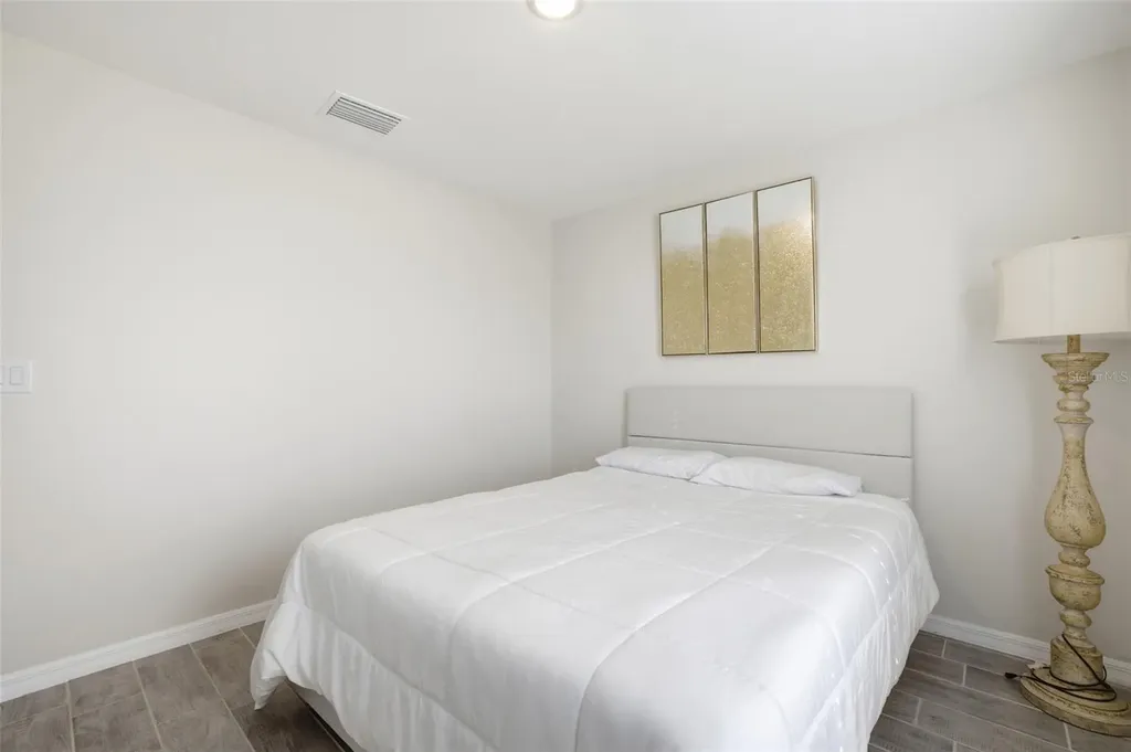 1910 NW 27th Place Cape Coral FL 33993