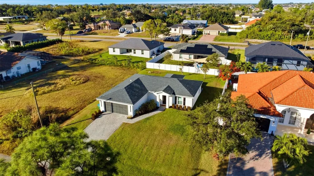 1910 NW 27th Place Cape Coral FL 33993