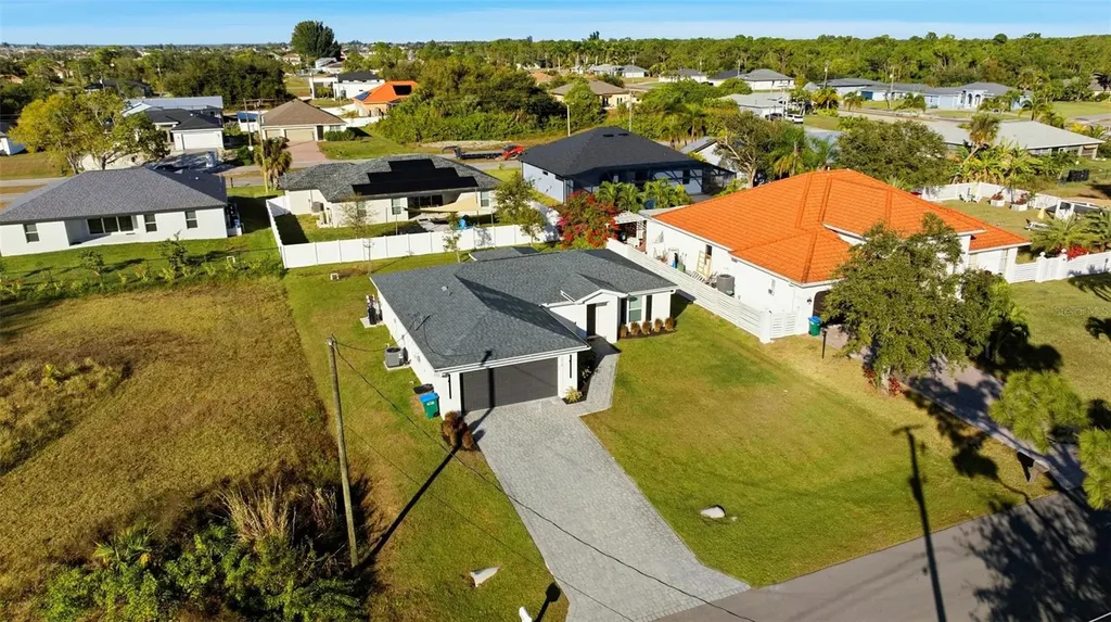 1910 NW 27th Place Cape Coral FL 33993