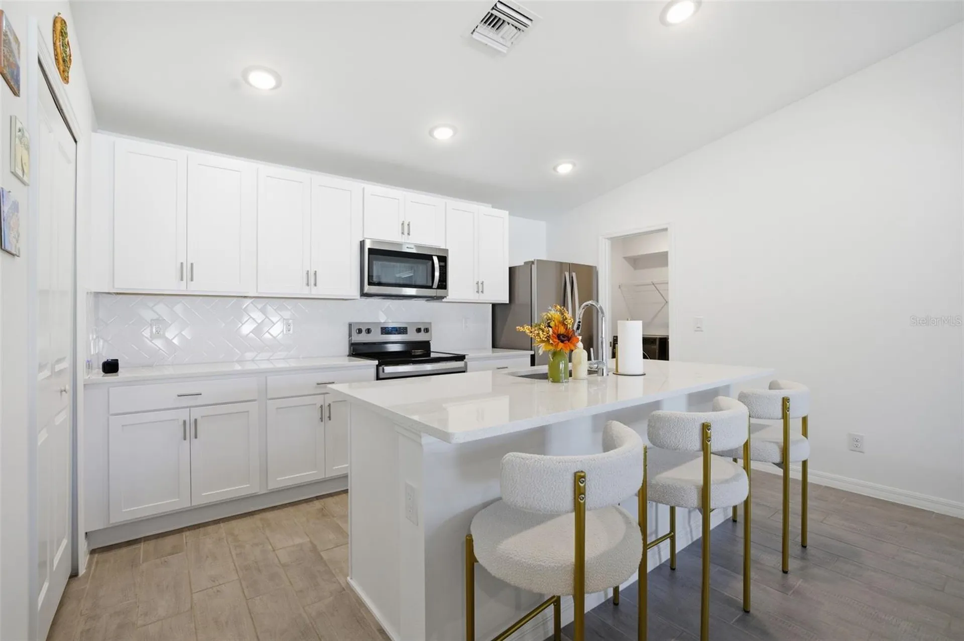 1910 NW 27th Place Cape Coral FL 33993