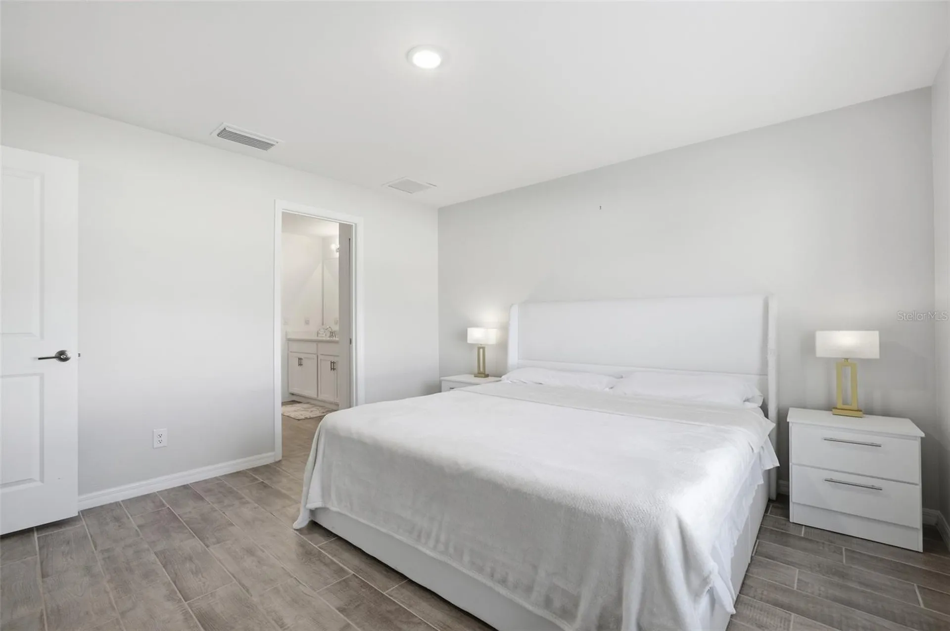 1910 NW 27th Place Cape Coral FL 33993