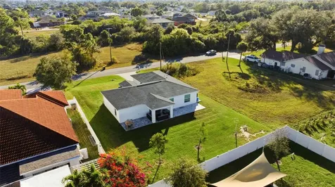 1910 NW 27th Place Cape Coral FL 33993