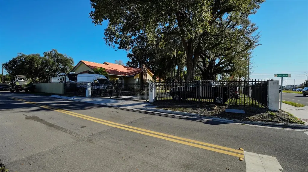 14117 Boggy Creek Road Orlando FL 32824
