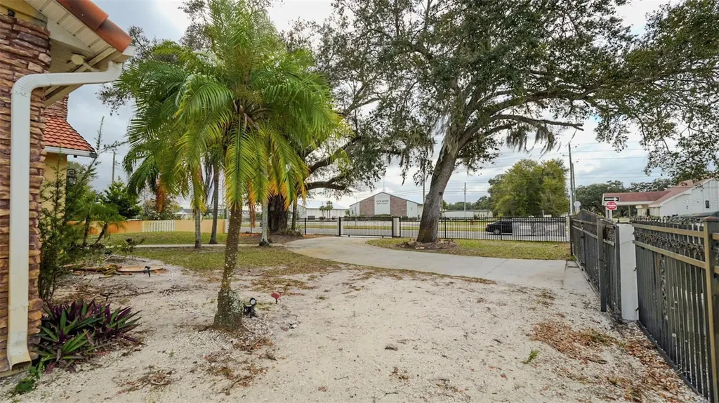 14117 Boggy Creek Road Orlando FL 32824