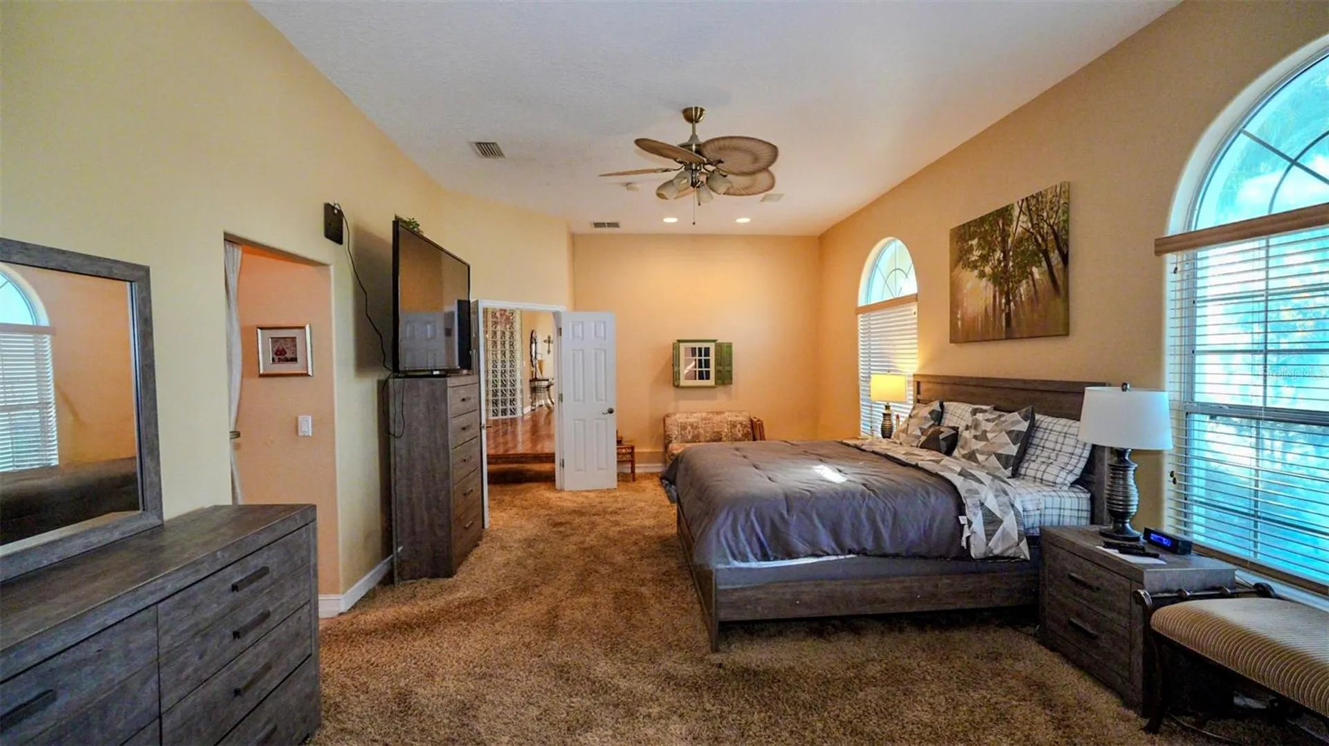 14117 Boggy Creek Road Orlando FL 32824
