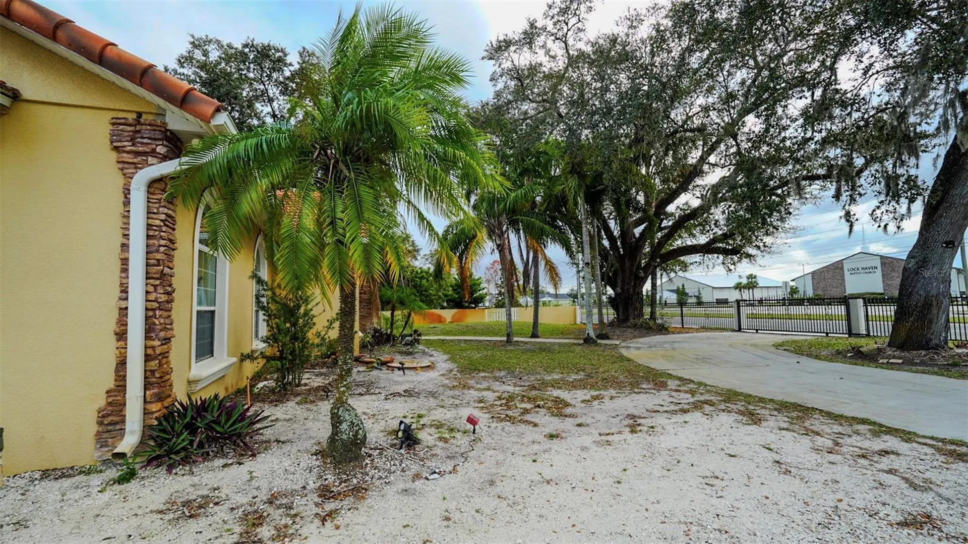 14117 Boggy Creek Road Orlando FL 32824