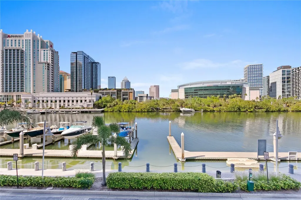 371 Channelside Walk Way Tampa FL 33602