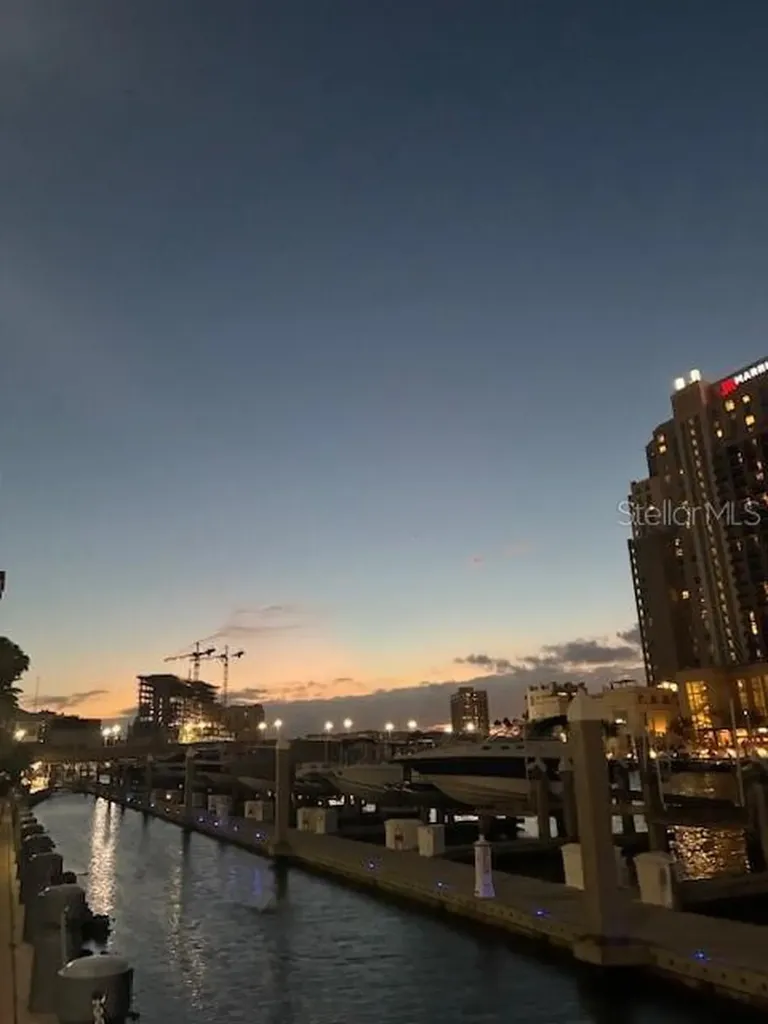 371 Channelside Walk Way Tampa FL 33602