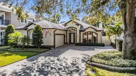 3308 W Knights Avenue Tampa FL 33611