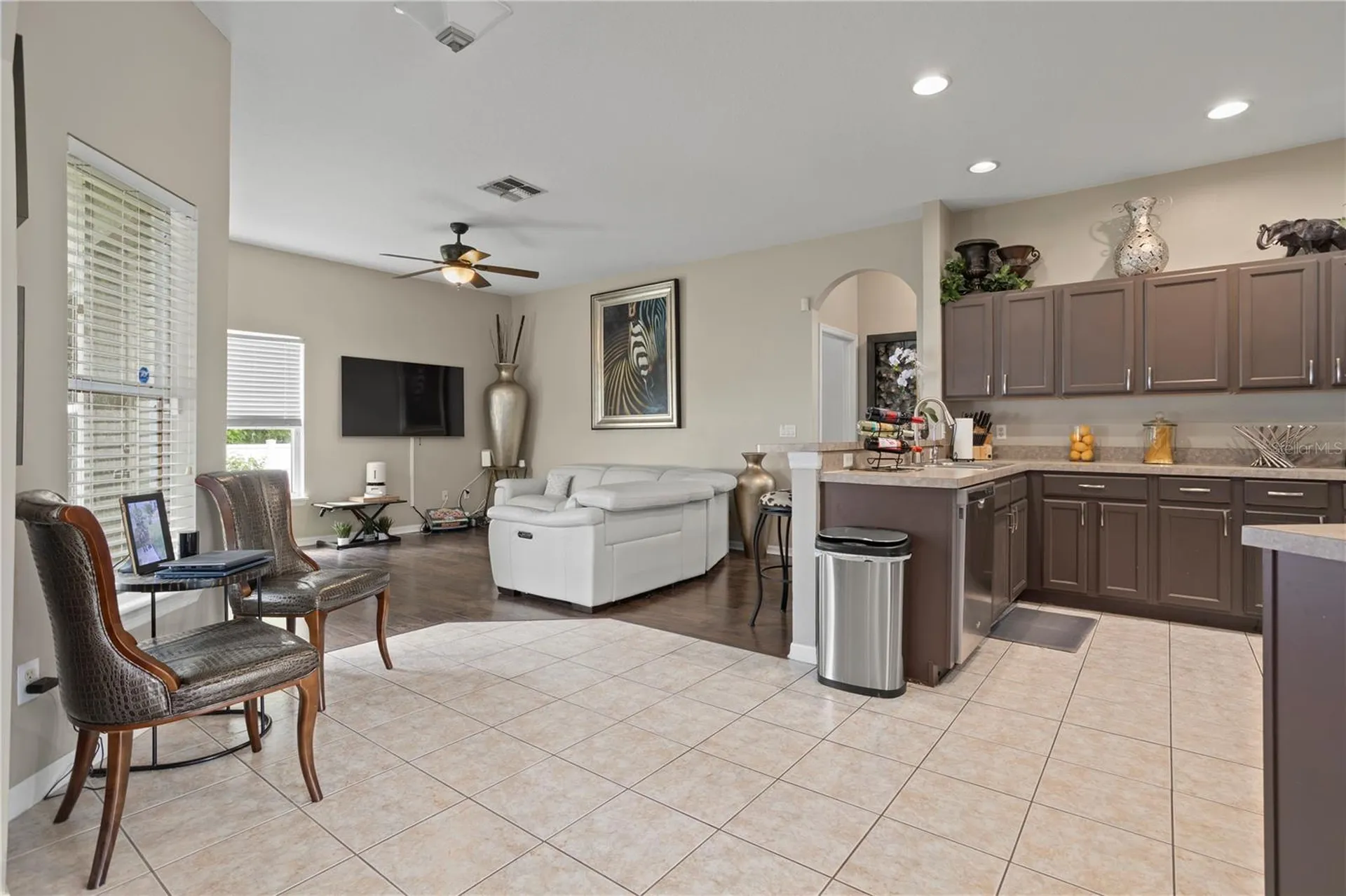 548 Carey Way Orlando FL 32825