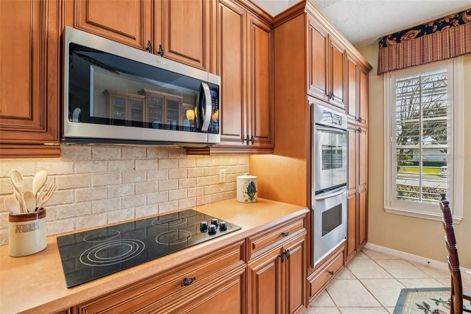 8013 Pine Hollow Drive Mount Dora FL 32757