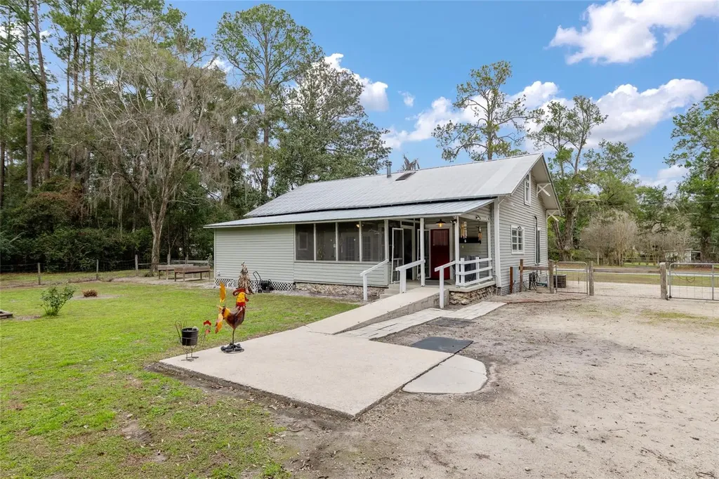 15835 SW County Road 346 Archer FL 32618