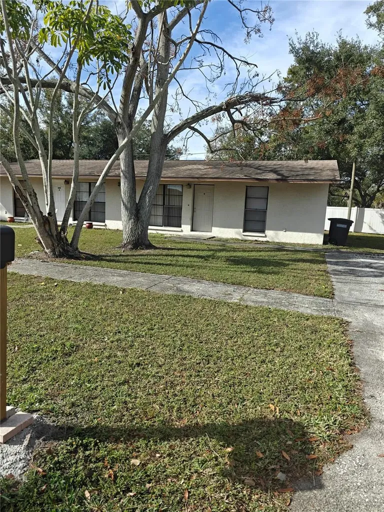 300 Elizabeth Avenue Clearwater FL 33759