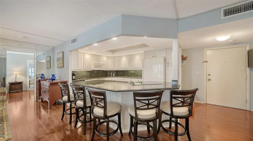 800 Benjamin Franklin Drive Sarasota FL 34236
