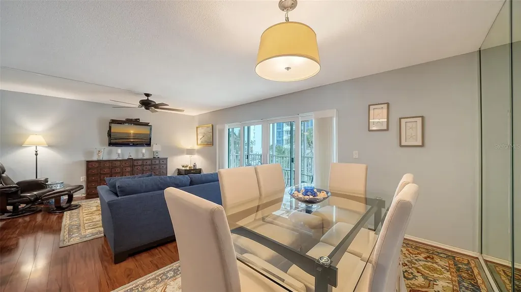 800 Benjamin Franklin Drive Sarasota FL 34236