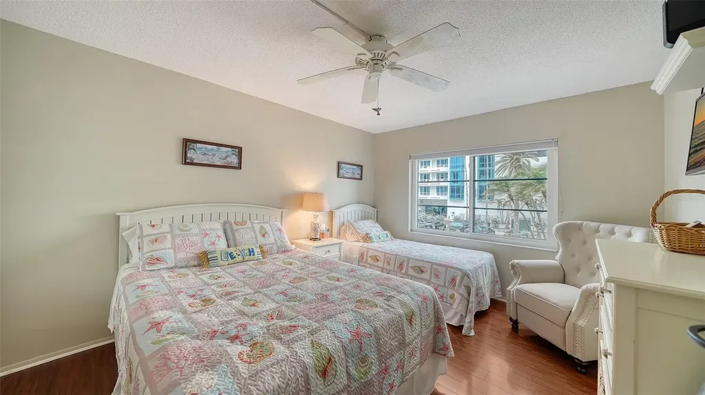 800 Benjamin Franklin Drive Sarasota FL 34236