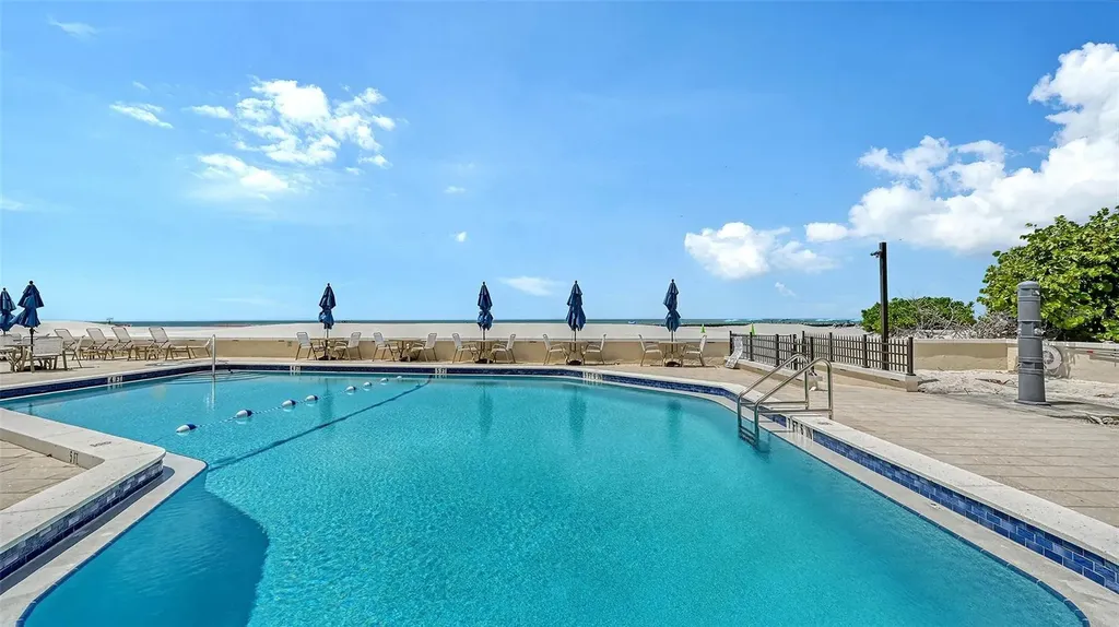 800 Benjamin Franklin Drive Sarasota FL 34236
