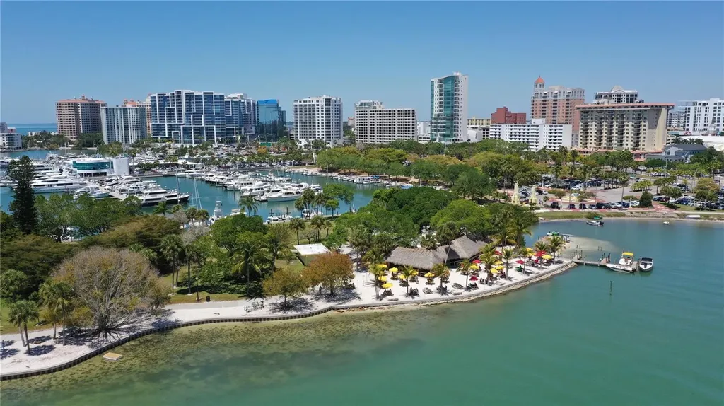 800 Benjamin Franklin Drive Sarasota FL 34236