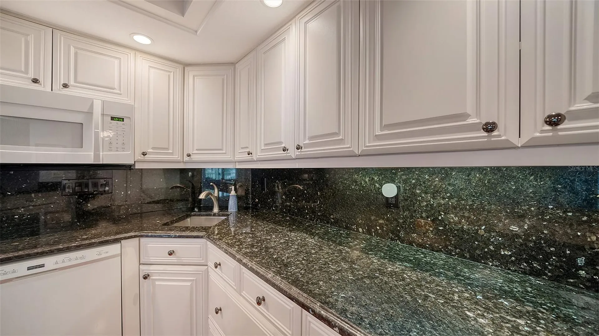 800 Benjamin Franklin Drive Sarasota FL 34236