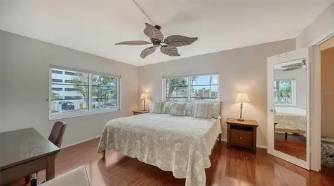 800 Benjamin Franklin Drive Sarasota FL 34236
