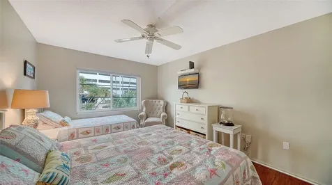 800 Benjamin Franklin Drive Sarasota FL 34236