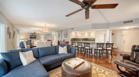 800 Benjamin Franklin Drive Sarasota FL 34236