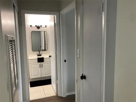 3774 Lake Bayshore Drive Bradenton FL 34205