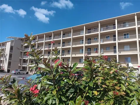 3774 Lake Bayshore Drive Bradenton FL 34205