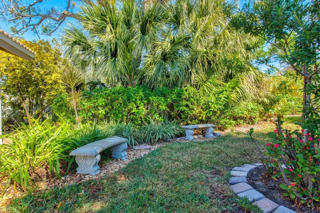 4706 Dundee Drive Bradenton FL 34210