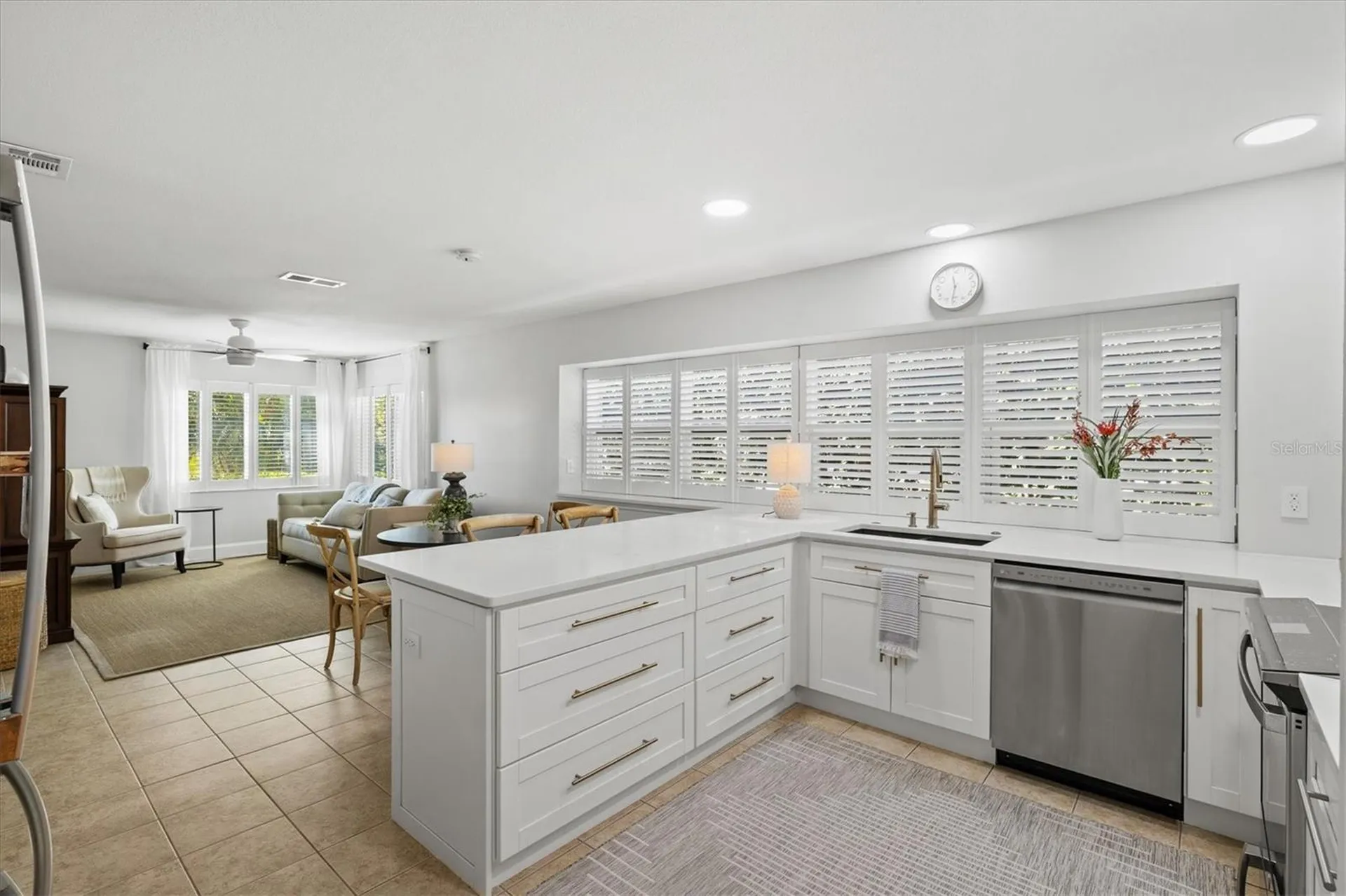 4706 Dundee Drive Bradenton FL 34210